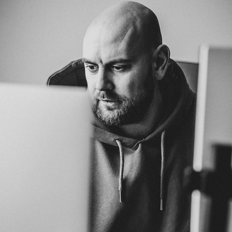 Максим Овчинников